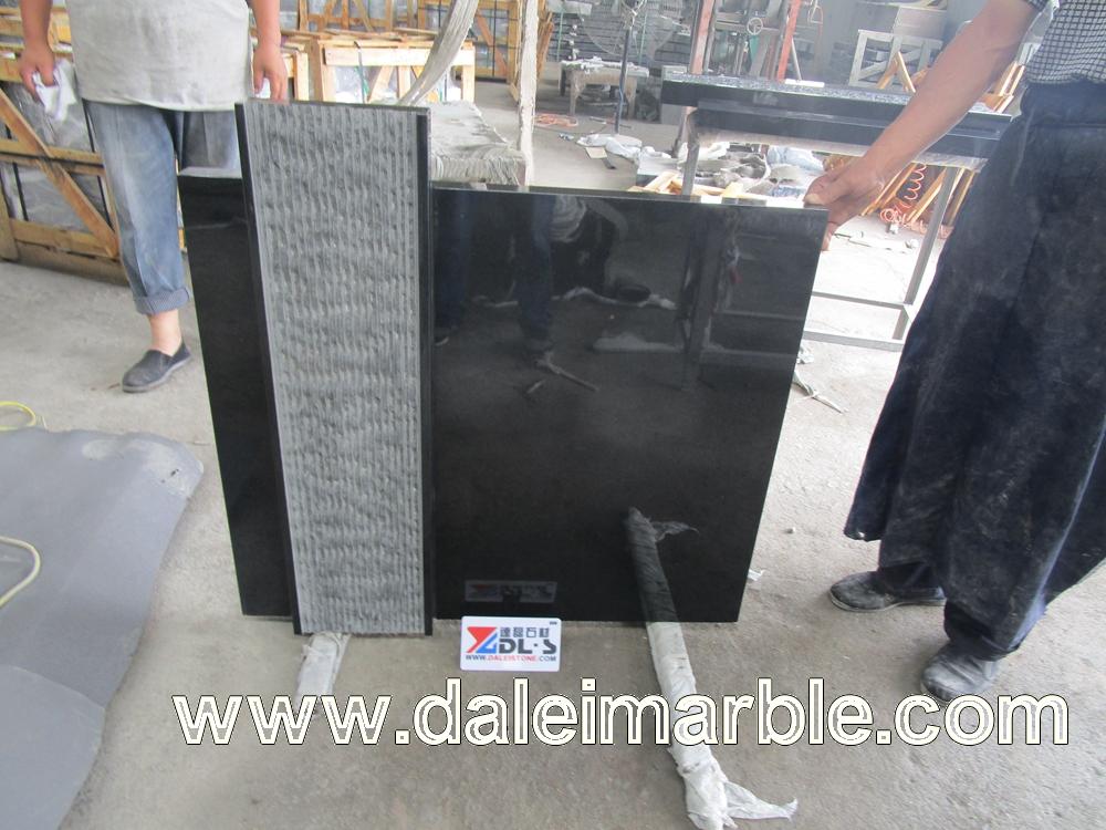 China Black Granite Customized Tombstone