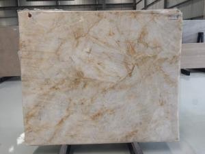 chinese gold honey onyx bookmatched slab untuk penutup dinding