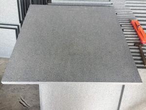 g654 granit ubin lantai dinyalakan 600x600 paver