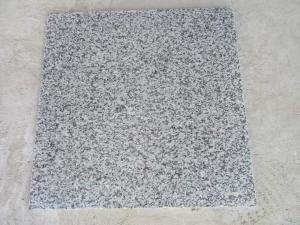Dalian G655 granit putih dipoles ubin lantai rumah