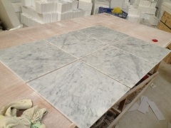Batu alam Putih Ubin Marmer Bianco Carrara