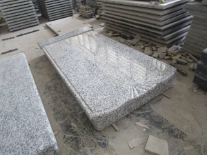Dipoles Slovakia Style Grey G439 Granite Gravestone