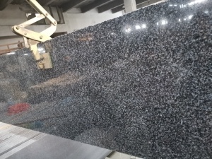 g654 baru dipoles lempengan granit cina abu-abu gelap